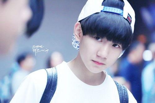 王源吃瓜爆料娱乐节目是真的吗,揭秘娱乐节目幕后真相